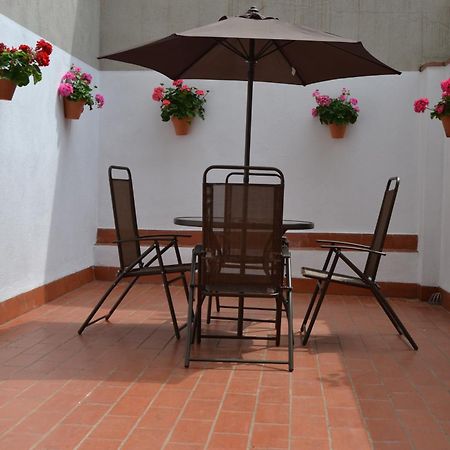 Apartments Figueres Figueres  Exterior photo